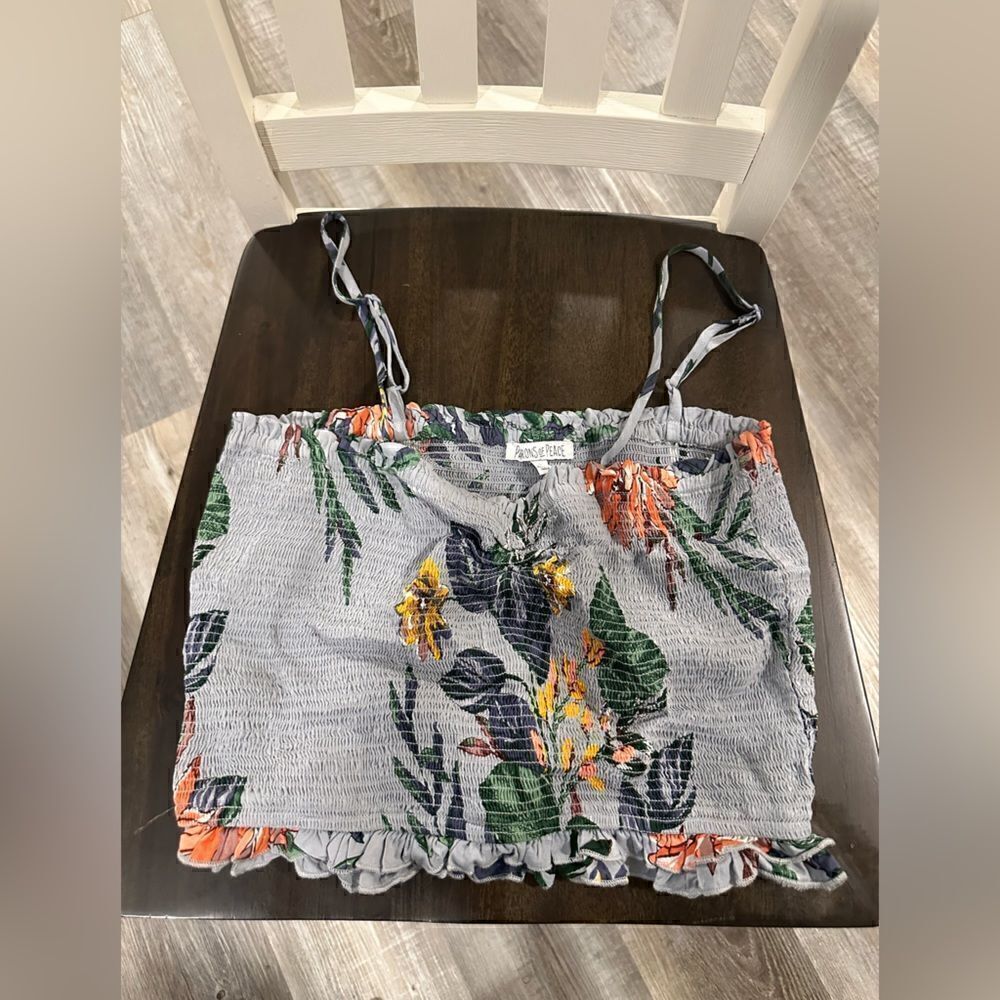 Patrons Of Peace Floral Crop Top Size Large